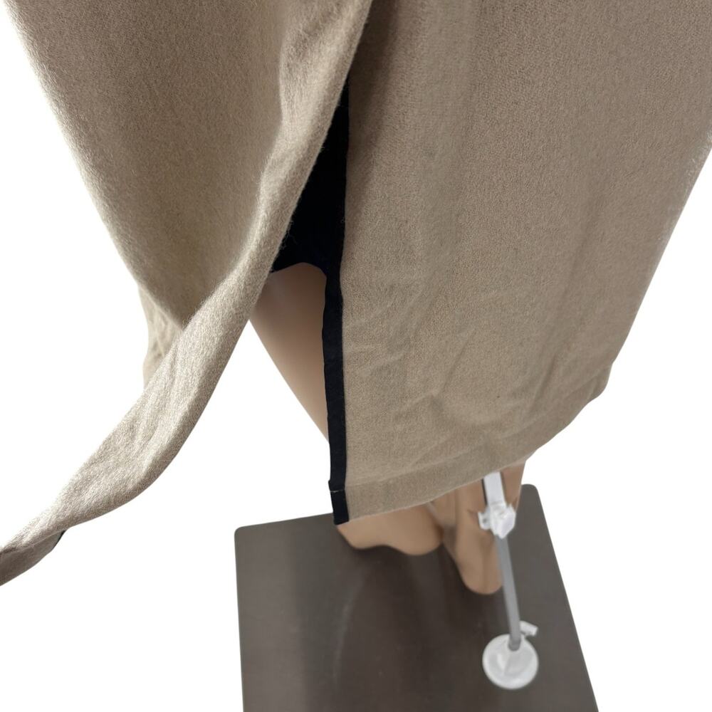 Oklan Suits Tan Open Front Wool Cap Sleeve Duster Vest - Picture 9 of 12